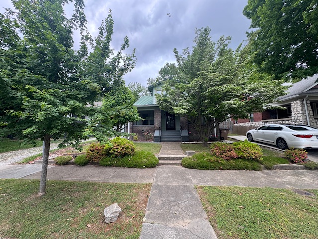 2531 Woodbine Avenue - 2